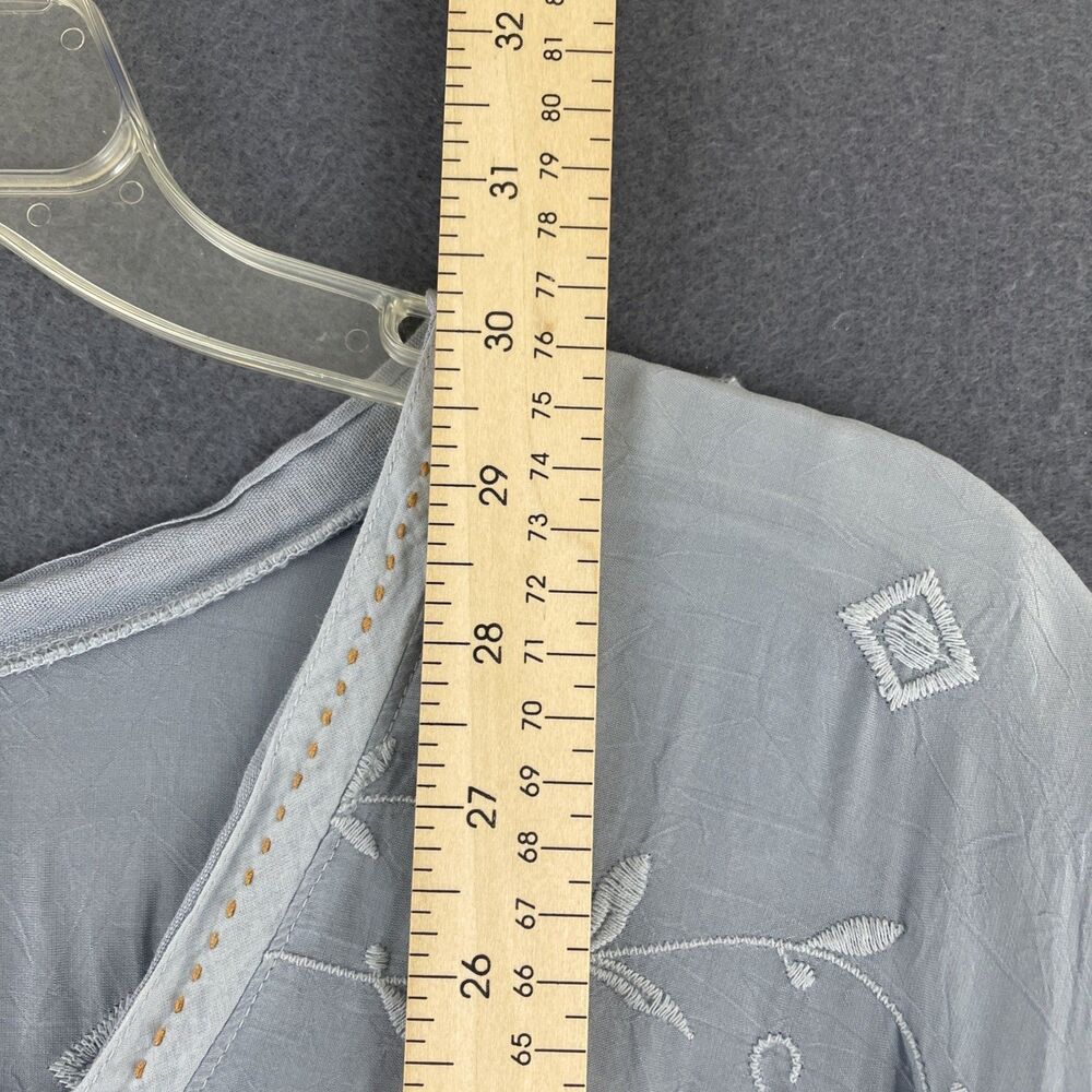 Johnny Was Gray V-Neck Eyelet Embroidered Tunic Women's Small - Picture 4 of 6